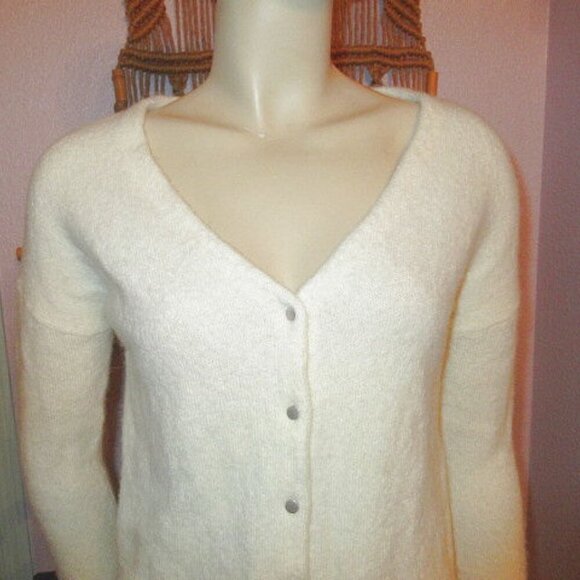 The White Company Crop Cardigan Size M Sweater Alpaca Wool Blend Quiet Luxury - Picture 2 of 9
